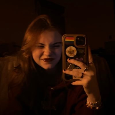 aubreyisntreal's profile picture. missing brighton right now ☹️ | she/they