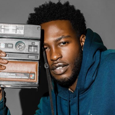 conradcaptures's profile picture. 📷