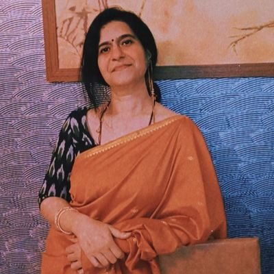 A devoted mother 
A proud homemaker 
unyielding believer in lifelong learning #Books #Movies #Food
🇮🇳
author and editor @ https://t.co/Eo0dXhtxXo