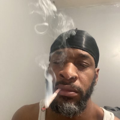 paparell420 Profile Picture