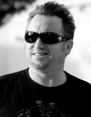 Film Director and Cinematographer from Australia now living in LA. http://t.co/EzoHsFExjJ