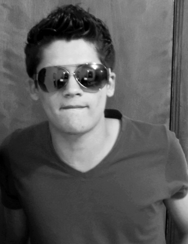 jhanzinho33's profile picture. 