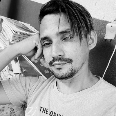 bebeto_902's profile picture. sou o tipo de cara que tenta tomar as escolhas certas mas continua a errar eu sou o tipo de cara que corre sem ter onde chegar eu sou apenas eu complicado