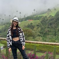 мᥱᥣιᥒᥲ🧉🇦🇷 (@lujanlovessv_) 's Twitter Profile