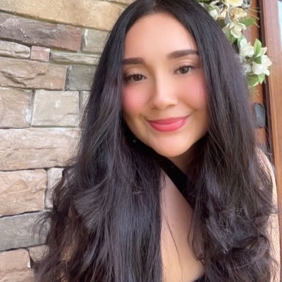 _annaalvarez's profile picture. 