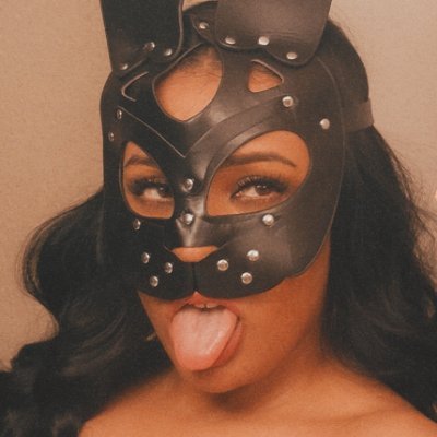 21+ | SOLO CONTENT CREATOR | Bust a nut to this kinky masked freak 🎭🍑💦💋 | $5 DM fee ($AminaWintersXXX) | Fetish Queen 🫣💕 | https://t.co/tPZhgaIZku