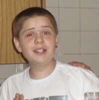 Dois olhos verdes e um sorriso avassalador.