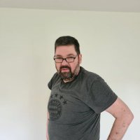 Peter Schneller (@schneller_pit) Twitter profile photo