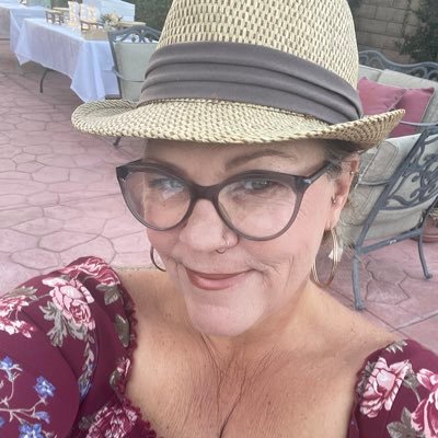 Melimel540's profile picture. wife, mom, broncos, lakers. blessed and thankful.