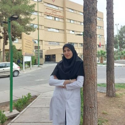 دانشجوی بیشفعال و خوشاخلاق علوم آزمایشگاهی🩸🔬
نیمچه خبرنگار_
یه گوینده احساساتی🎙