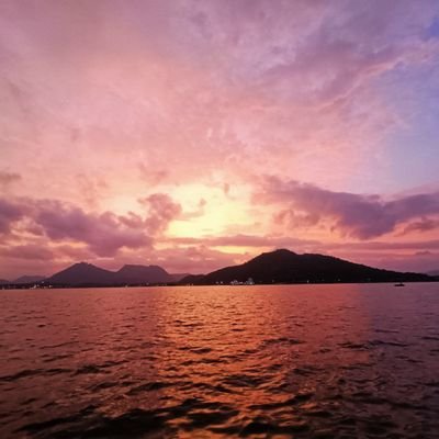 UnfairIndian's profile picture. मेरा भारत महान | investing in equity markets| Options trader| Ex IT Sales and BD guy