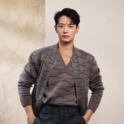 tlenager's profile picture. 1991 ✦ Hanya seorang tuan dedikasikan harinya 'tuk lakukan apa yang dia suka.

Roleplayer of Choi Minho Shinee (OCRP)