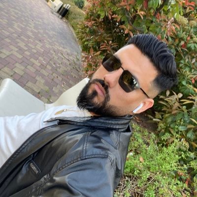 junior_zhang's profile picture. 