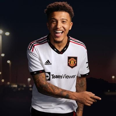 AKiyumbo's profile picture. @Manchesterunited fan | Simba Fan | Mechanical Engineering | Entertainer