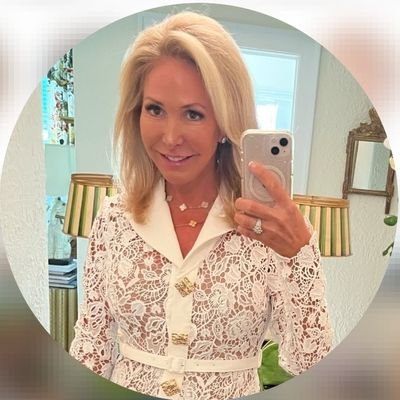 ReneeHeath35224's profile picture. Entrepreneur:International| Trade Adviser |Forex, Crypto Binary Options Tutor | Market Analyst | investment Analyst |Account Manager | Financial Specialist |