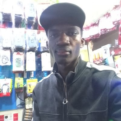 LarweysL's profile picture. great heart of power n never thinking of failure at any cost