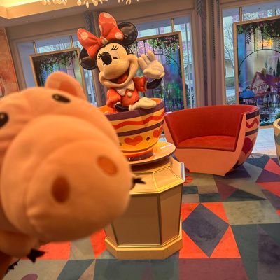 flower_hana0118's profile picture. 岩手県一関市→ 愛知県25歳 *⋆✈ 元吹部 ARASHICK 飛行機*⋆✈ 🇵🇭 🇻🇳 一応ハーフ 🇵🇭×🇯🇵