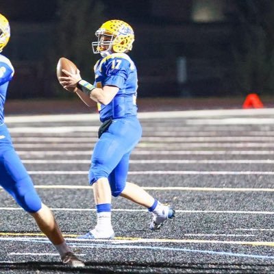 Qb|Cazenovia 26’|5’10 185|4.0 gpa|