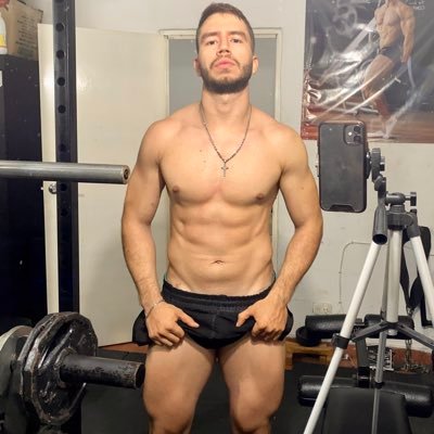 Actor, Strip dancer, and trainer - Content creator 😈🔞 Exclusive videos https://t.co/3MEIvH2Pit My VIP premium IG: https://t.co/LHX4R2ytyZ