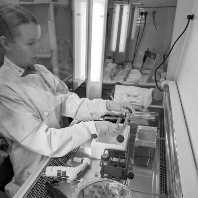 tiinajt's profile picture. 