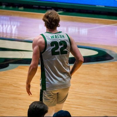 Binghamton MBB #22                           🕊️Fly high PopPop