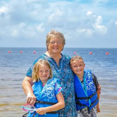 DeannaSnel52291's profile picture. 