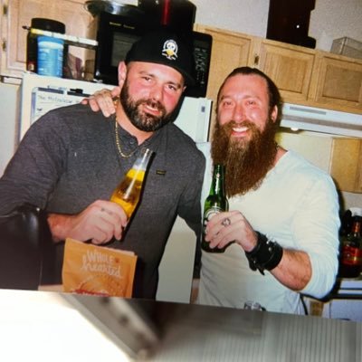 jdotcray's profile picture. I'm not a dweeb, I'm just a sucker with no self esteem. Alchemist by trade.