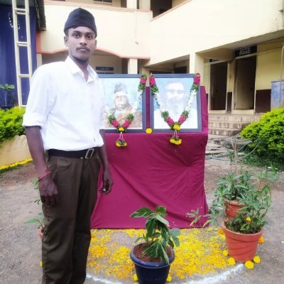 ಪ್ರಾಣ
ತ್ಯಾಗ ಮಾಡುವ ಸಮಯ ಬಂದರೆ, ನನ್ನ ರಕ್ತವನ್ನು ಪುಷ್ಪದ ರೂಪದಲ್ಲಿ ಮಣ್ಣಿಗೆ ಕೊಟ್ಟು ನನ್ನ ಧರ್ಮವನ್ನು ಉಳಿಸುತ್ತೆನೆ ..
@ RSS @Youth BJP @ Modi parivar