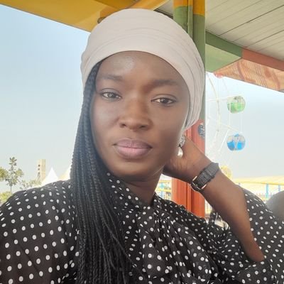 bisisuleiman's profile picture. Cake Artist🎂🍪
On Air Personality.
Optimistic and goal driven. Loves God and good people.