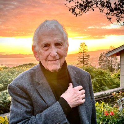 xxxcitizen1's profile picture. 