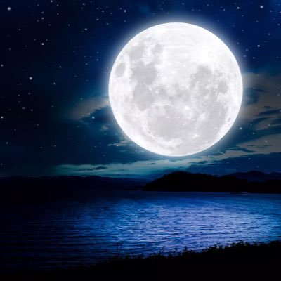 Si la forme de la lune 🌒 ne vous plait pas, prenez donc une échelle et changez là!!