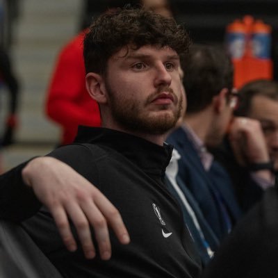 Player Development Coach 🏀 •Twitch: gallofede9 •Instagram: gallofede9 FLY OR DIE ✈️