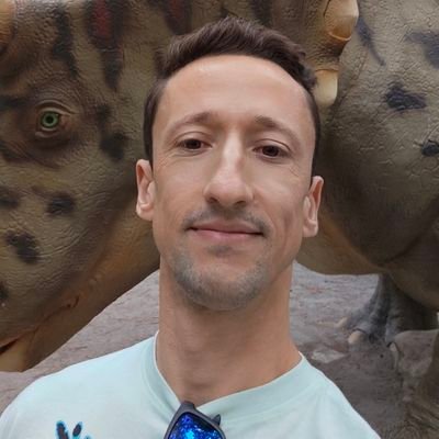PedroELourenco's profile picture. 🤯