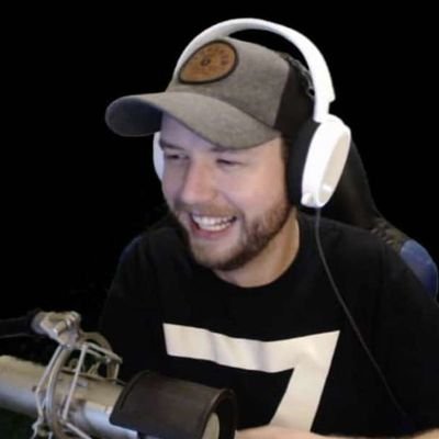 Gamer, Metalhead 🤘, Hockey and other randomness | 🇨🇦 | I stream in my free time