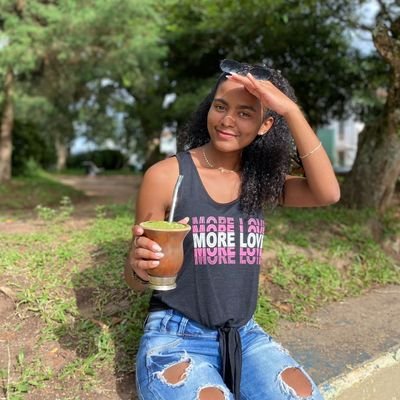 moraisjenni23's profile picture. 05 | ♉ | 🇪🇪