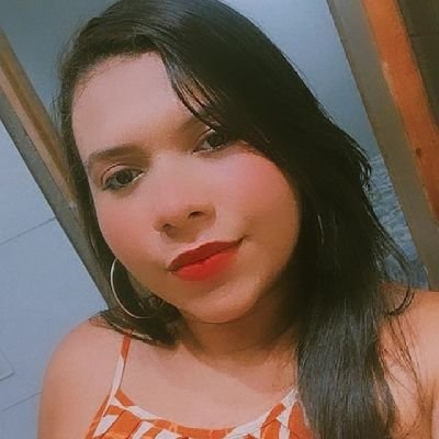 Instagram: @juudomiiingos 
Uma futura advogada

Nunca desista dos seus sonhos, se vc quer percista ✨