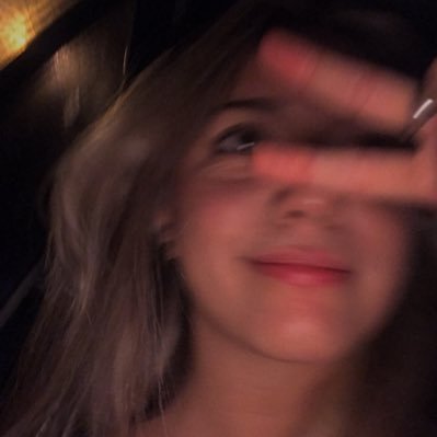 rolavia's profile picture. 