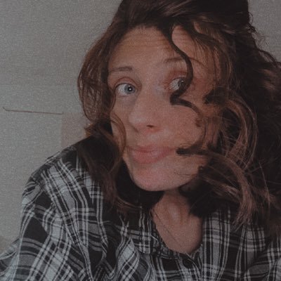 EO/Marsha Hargitay fan girl account • be kind to one another • #22 • kitty mom • aunt avey 🩵🩵🩵