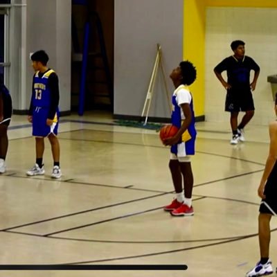 Hooper Co 2027⭐️/5’10 /⭐️155 pounds freshmen and a 4.0 student⭐️/Jv basketball/my number: 9255290145/my gmail: edosaspecial@gmail.com ig is iineedbounce.26