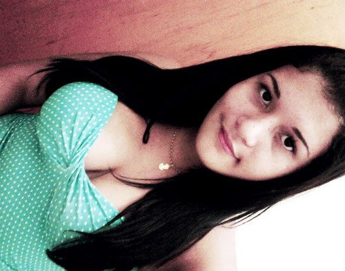 ela curte um funk, ela é de balada, ela gosta da night , ela é de beber, da um rolé junto com as amigas e só chega em casa ao amanhecer .. ♪