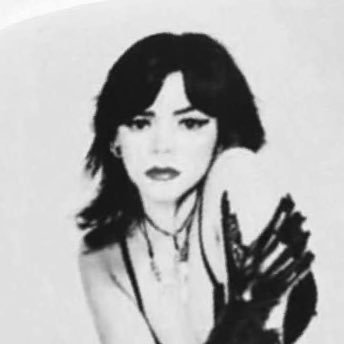 my old account was banned/ American source about singer-songwriter Viera Allöchek. (FAN ACCOUNT)