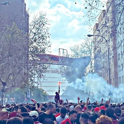 Sevilla❤️
A.V.
2000

N✝️N