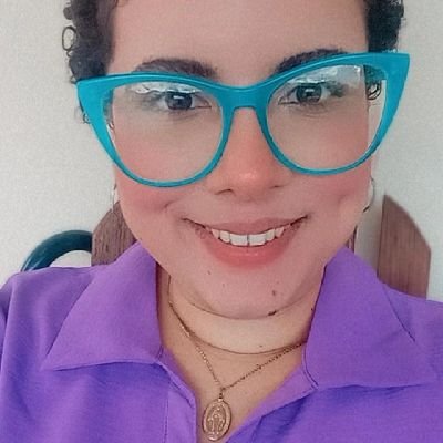 cristina_flor06's profile picture. 🇵🇷 1995 Books & K-Drama Lover  UPRCayey| Accounting & Management 👩🏻‍🎓 2018 | Digital Fashion Design 👩🏻‍🎓 2023 👴🏼Tute |