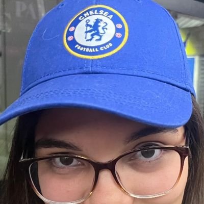 corpóreo frenteamplista, fan de letterboxd, el chelshit, el tenis, y los galletones choconuez