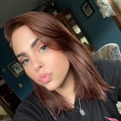 nicolecapriaa Profile Picture