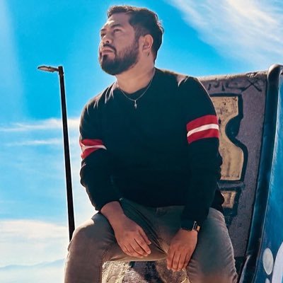 LeoReyna's profile picture. No estoy enojado, hablo golpeado. #SoyRegio