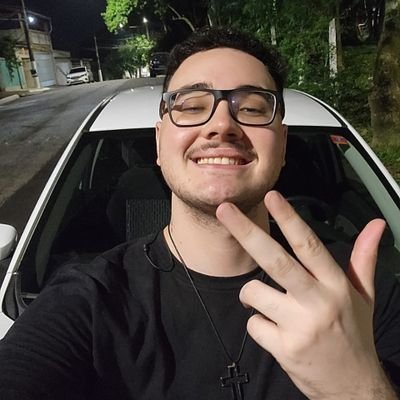 Vitor Paiva, 21 | LOL Head Coach at @LaranjaMecLos 

former: @RiseGamingBR @LOUDgg @MIBR @Skullcrackerec