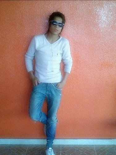 RaffaaSolorzano's profile picture. 1102_42