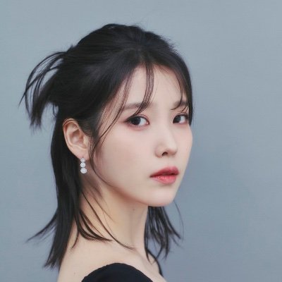 na_yuae's profile picture. 