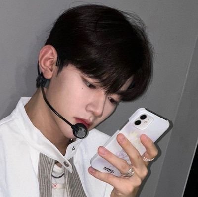 ryjnhryn's profile picture. 